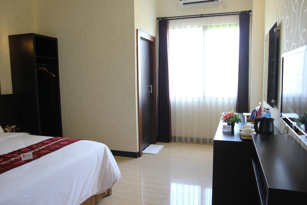 Hotel Roditha Banjarbaru Banjarmasin  Habitación foto